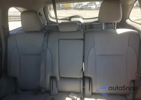 2018 Toyota Highlander Le z USA, uszkodzony, nr VIN 5TDZZRFH3JS279361